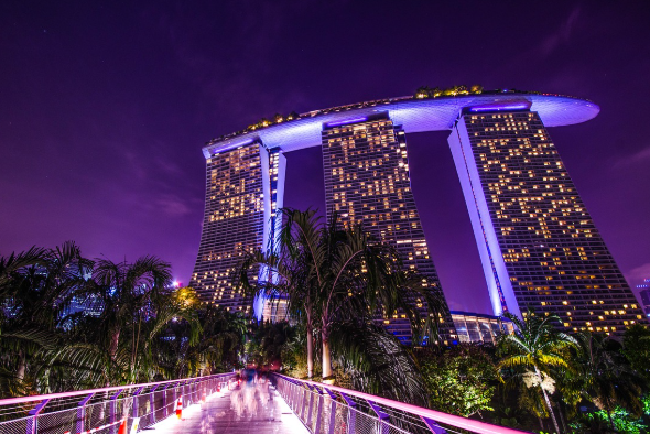 review-marina-bay-sands-singapura-dengan-city-light-ikonik