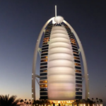 Kemewahan Ikonik Burj Al Arab, Dubai yang Mendunia