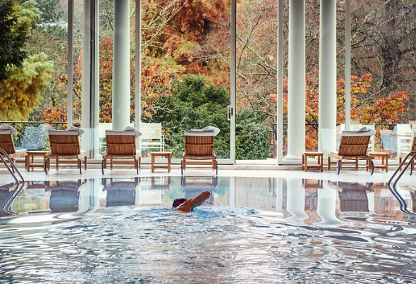 Review Resort Brenners Park-Hotel & Spa: Mewah & Tenang