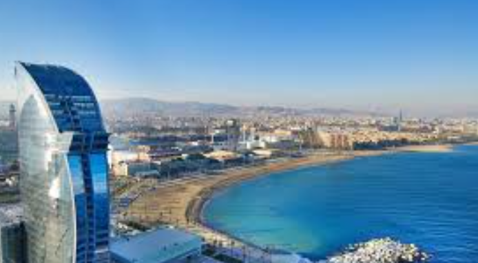 Review W Barcelona: Ikon Mewah Tepi Pantai