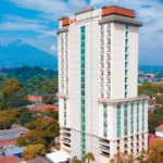 Review Hotel Modern Elegan Pelayanan Ramah Nyaman Menarik